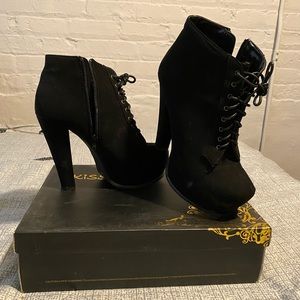 Heeled combat boots